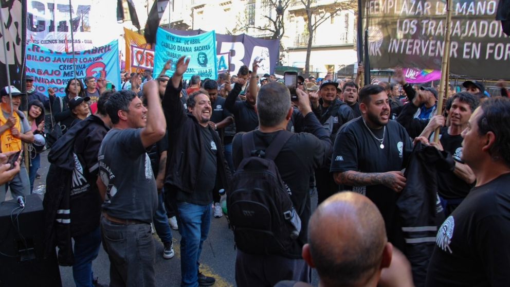 El SUTNA participó en la movilización contra los vetos