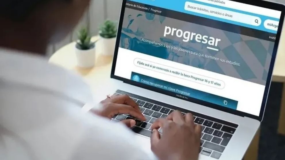 ANSES inició el calendario de pagos para los titulares de Becas Progresar correspondiente a diciembre.