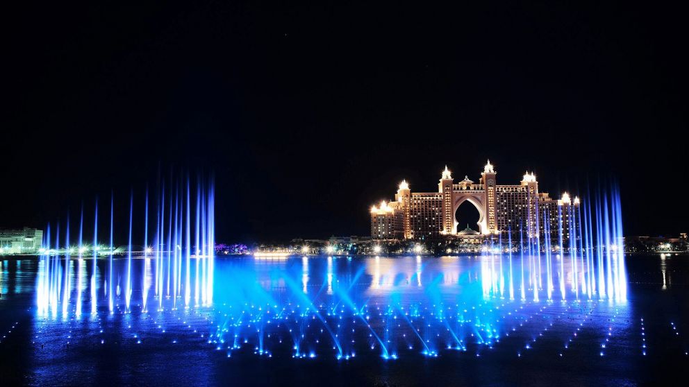 La "Palm Fountain" de Dub�i (Wikipedia)