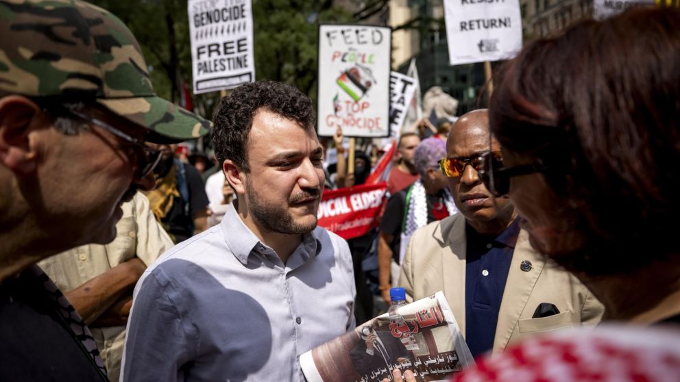 juez de eeuu ordena deportación de activista propalestino a siria o argelia