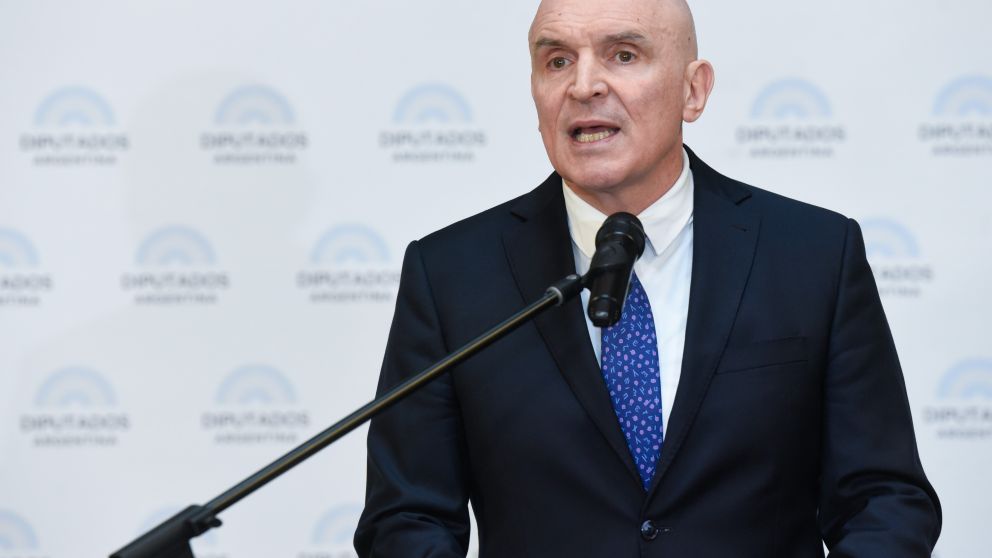 Espert preside la Comisión de Presupuesto y Hacienda