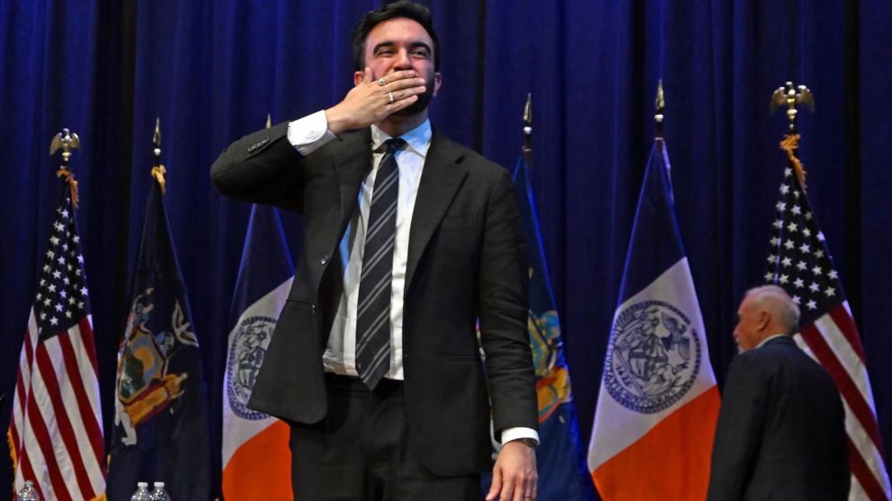 Trump amenaza con retirar fondos a Nueva York tras apoyo de Hochul a Mamdani