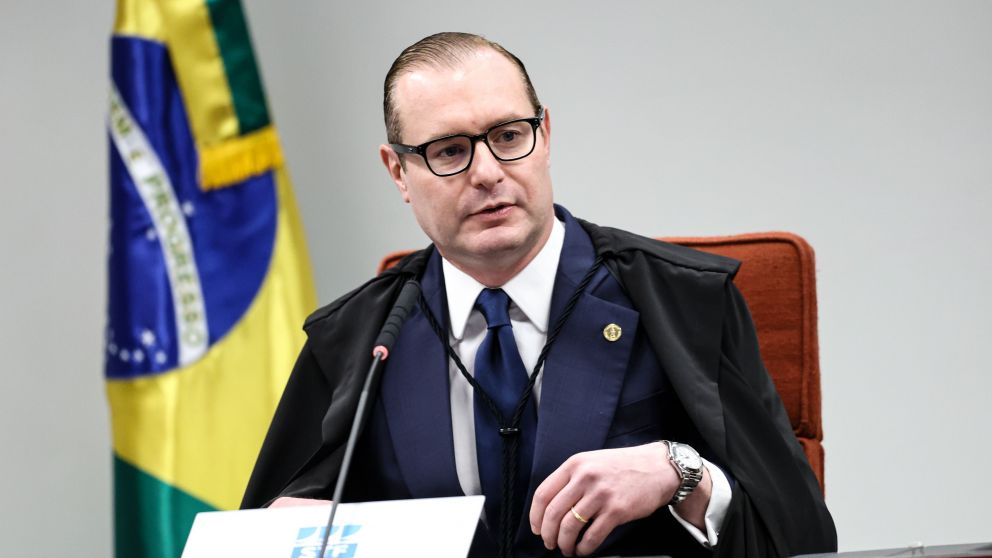 Cristiano Zanin, antiguo abogado de Lula, fue quien emitió el voto definitivo