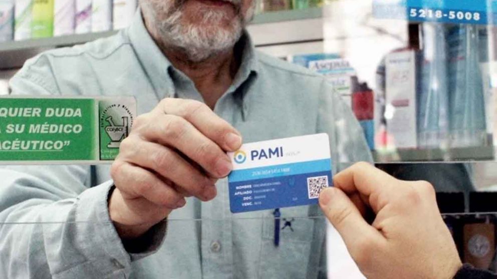 Para acceder a los servicios, los jubilados y pensionados tendrán que contar sí o sí con su credencial de PAMI vigente