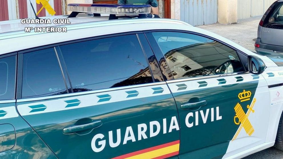 detenido el hombre que mató a su vecino y se atrincheró con la mujer de la víctima en granada