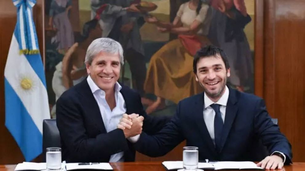 Caputo se puso de acuerdo con Torres: el Gobierno negocia en Economía, no desde la Rosada