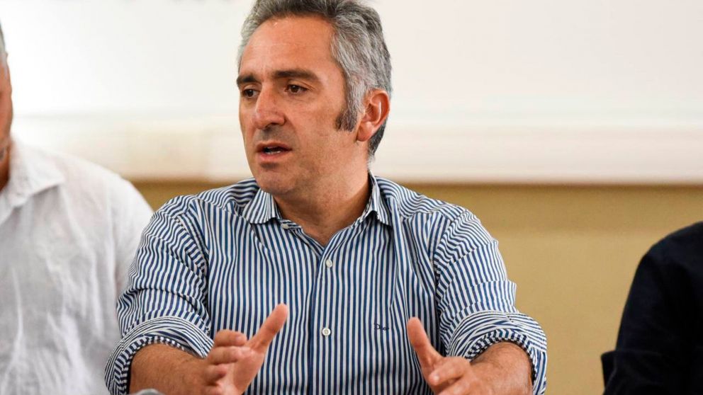 Andrés Larroque reconoció que persiste la interna dentro de Fuerza Patria, pese al resultado arrollador de las elecciones 2025