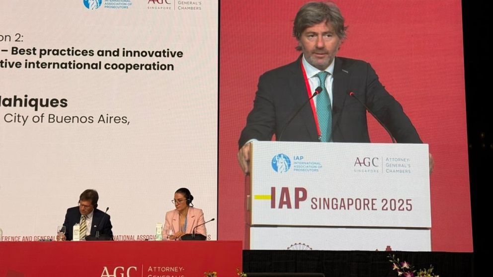 Juan Bautista Mahiques fue reelecto presidente de la Asociaci�n Internacional de Fiscales