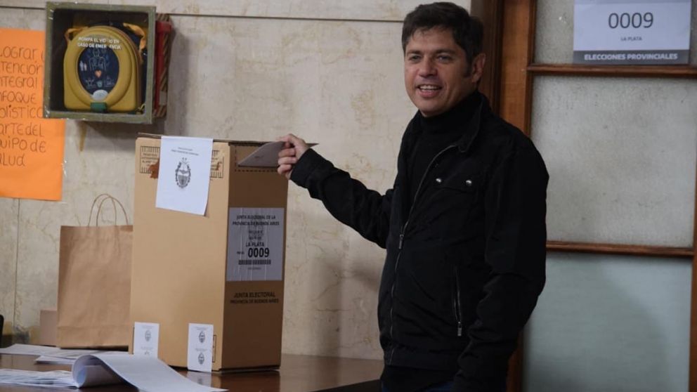 Los principales candidatos bonaerenses votaron y dejaron mensajes políticos en la jornada electoral.
