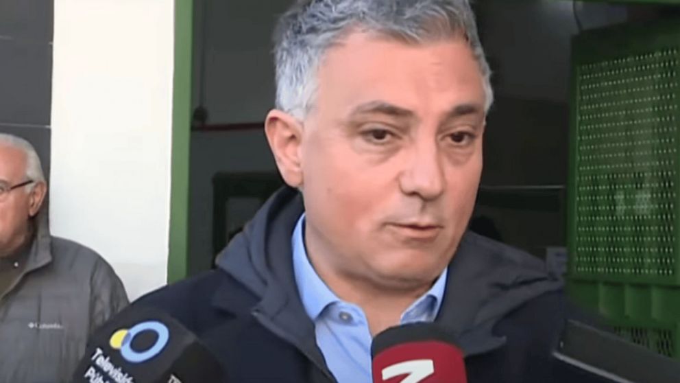 Sebastián Pareja emitió su voto y habló sobre las denuncias en ANDIS durante la jornada electoral.