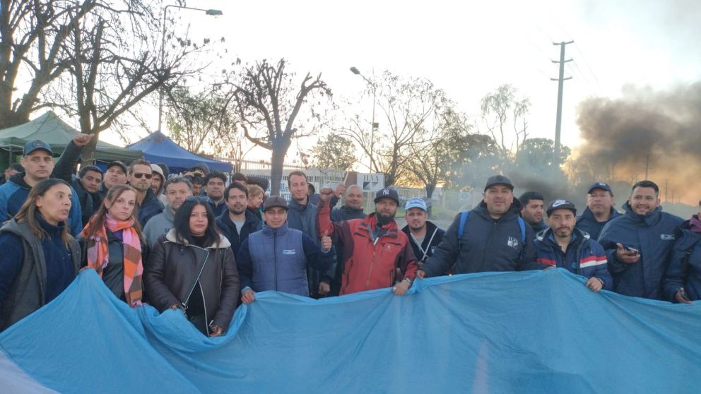 La cerámica Ilva despidió a todo su personal, 300 operarios, y no acató la Conciiación Obligatoria