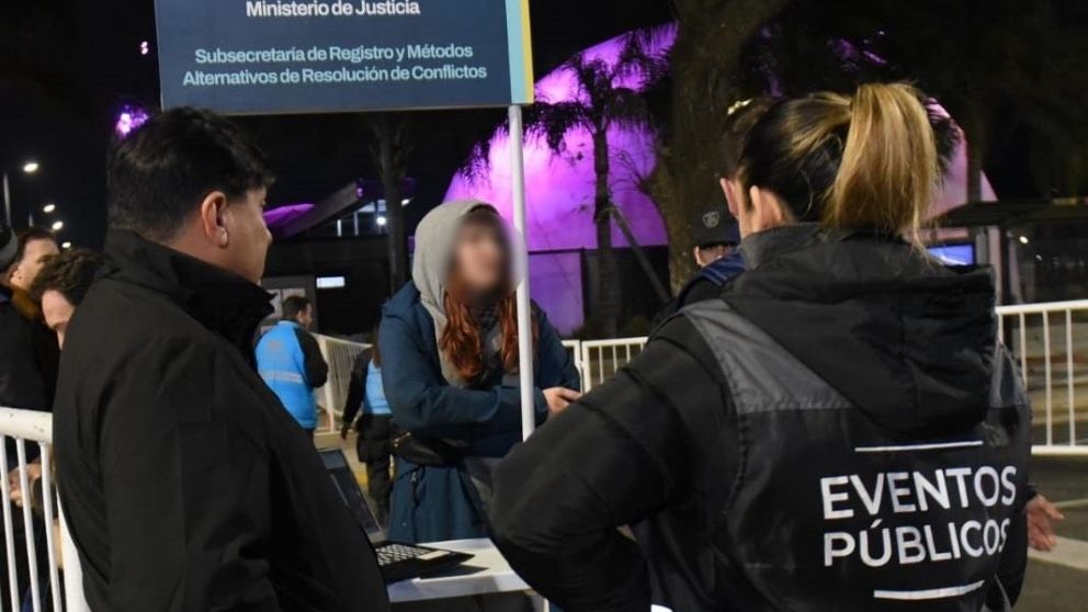 El gobierno porteño controlará a deudores alimentarios morosos en los recitales de Lali Espósito en Vélez.