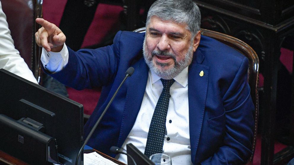 zzzznacp2NOTICIAS ARGENTINAS BAIRES, SEPTIEMBRE 28: El senador Jose Mayans habla antes de la votación del pliego de los jueces. Foto NA: Charly Diaz Azcue / Comunicación Senadozzzz