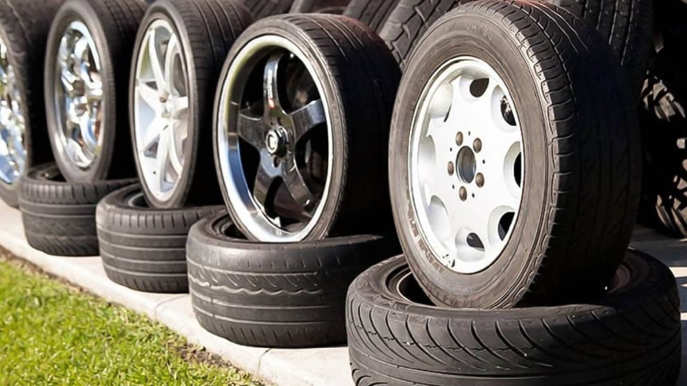 ARCA subastará dos lotes de neumáticos