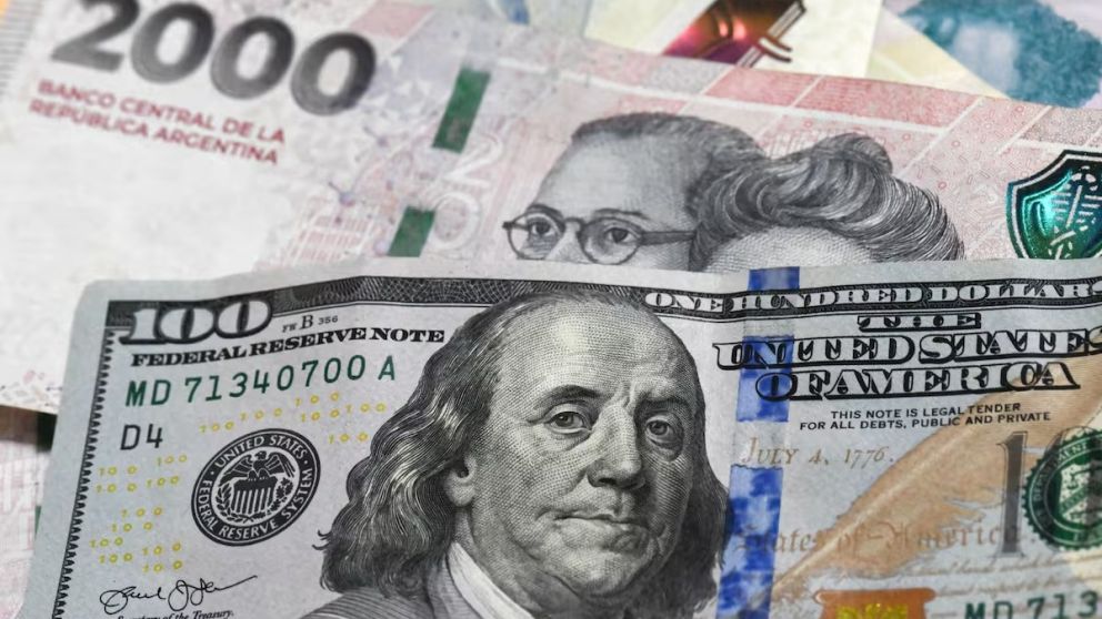 En los bancos privados, el dólar cotizaba a $1.400 para la venta
