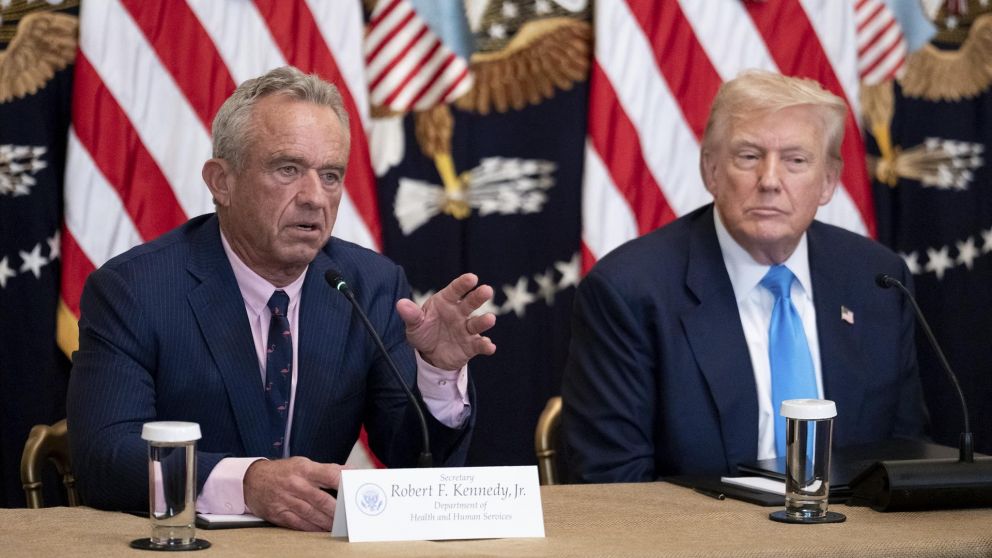 Exdirectivos de los CDC acusan a Robert Kennedy Jr. de poner en riesgo la salud pública