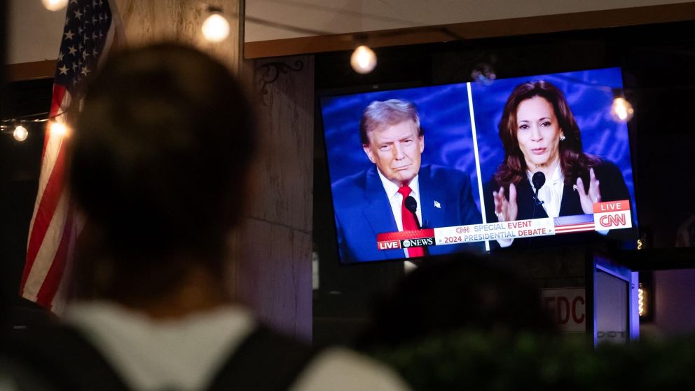 El presidente Donald Trump ha decidido retirar la protección del Servicio Secreto a la exvicepresidenta Kamala Harris, una medida que ha generado controversia.