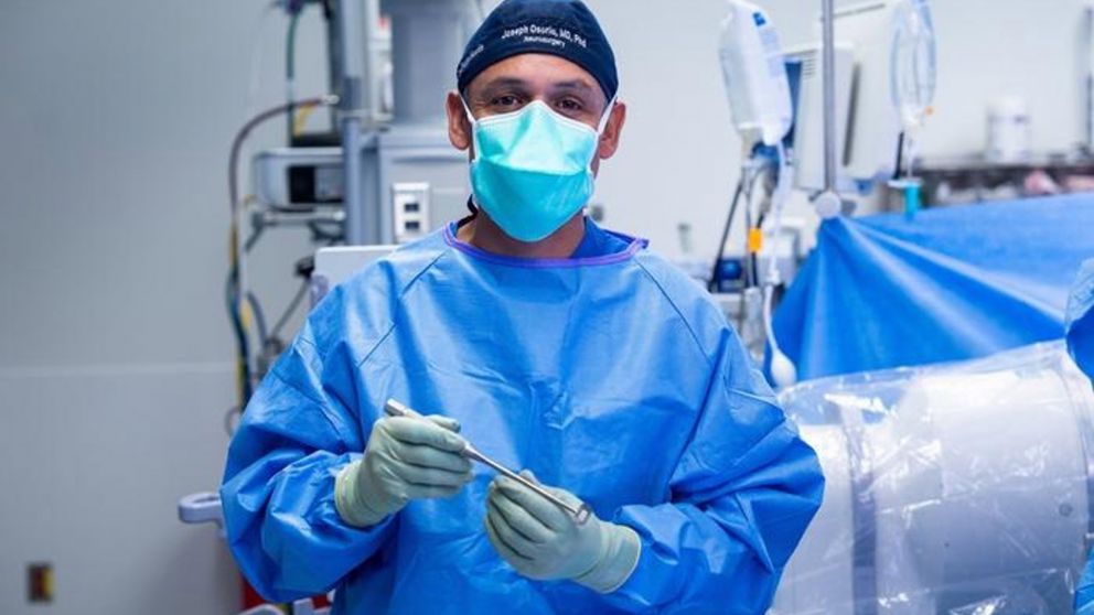 Cirugía de columna cervical personalizada revoluciona la medicina