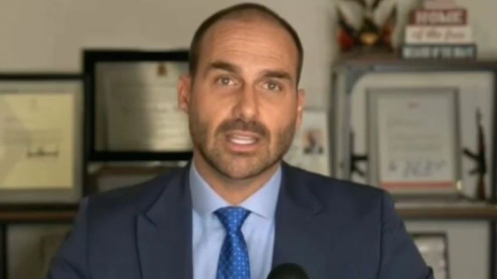 Eduardo Bolsonaro se encuentra en Estados Unidos haciendo lobby para que liberen a su padre