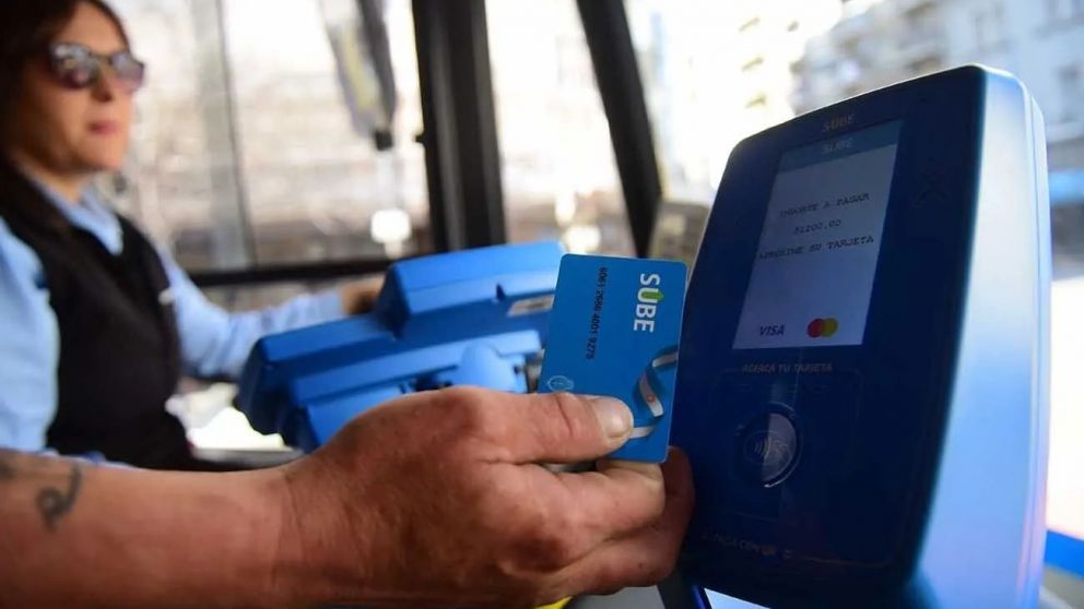 Nuevos medios de pago en colectivos con el sistema Apertura SUBE.