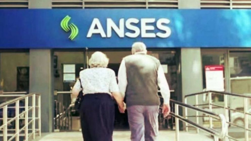 La pensi�n por viudez sigue vigente para quienes est�n jubilados bajo el r�gimen contributivo.