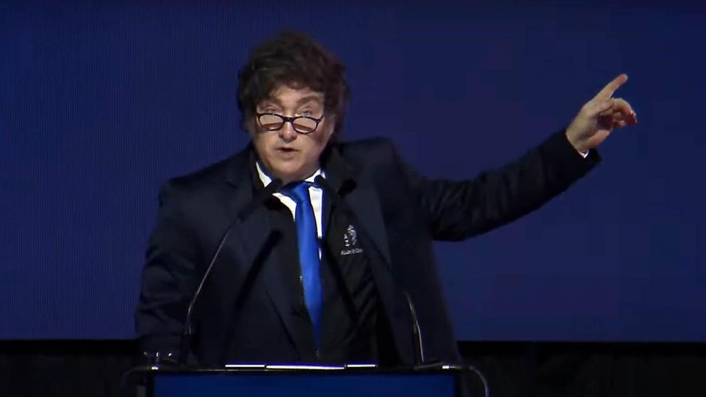 Javier Milei en la Bolsa de Comercio de Rosario.