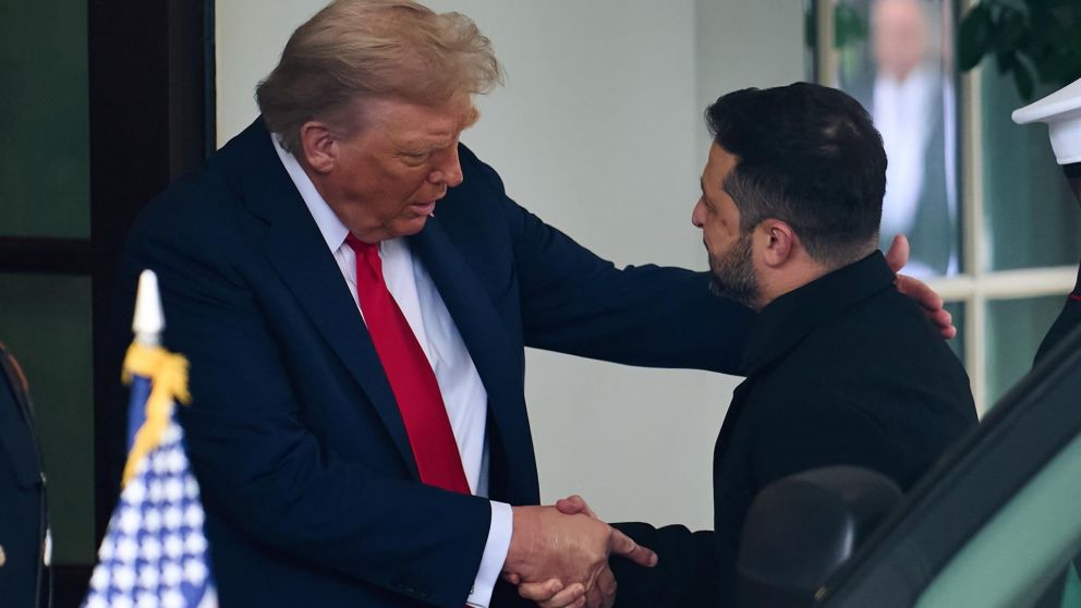 Trump felicita a Ucrania por su independencia y aboga por la paz