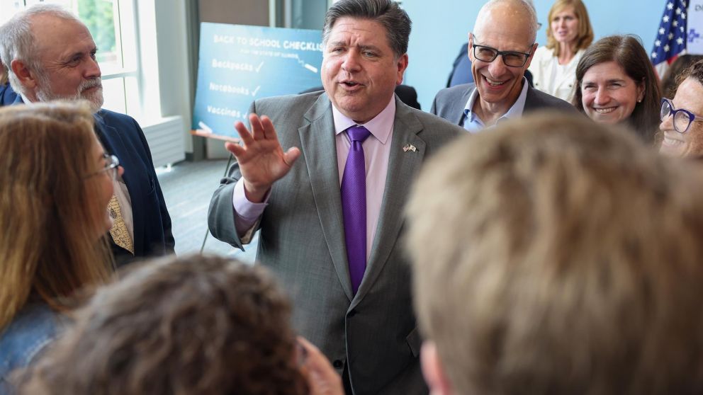 JB Pritzker se opone al plan del presidente Donald Trump de desplegar la Guardia Nacional en Chicago