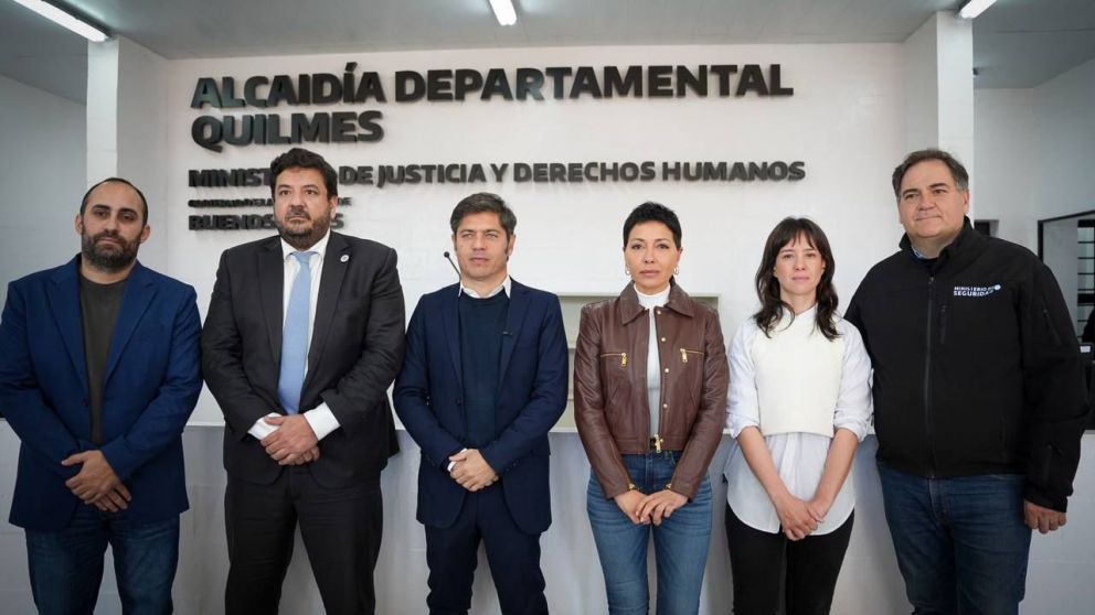 Mayra Mendoza inauguró junto a Axel Kicillof la Alcaidía Departamental de Quilmes.
