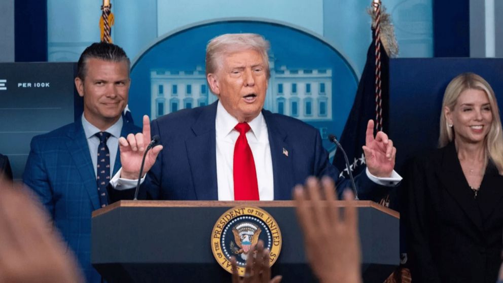 Las medidas incluyen a dos jueces y dos fiscales adjuntos, acusados de apoyar acciones ilegítimas