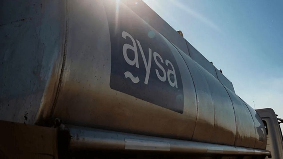 El Gobierno trabaja sobre la privatización de Aysa y Río Turbio