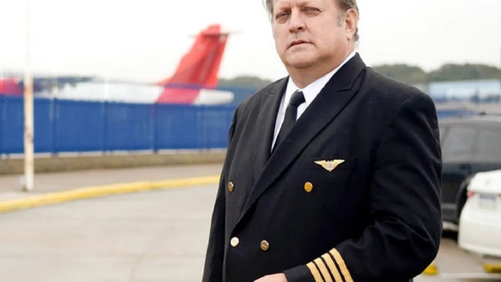 Pablo Bir�, secretario general de la Asociaci�n de Pilotos