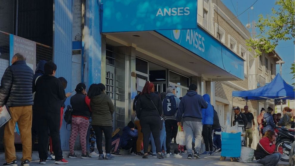 El calendario de pagos de agosto 2025 se modifica y hay nuevas fechas para cobrar.