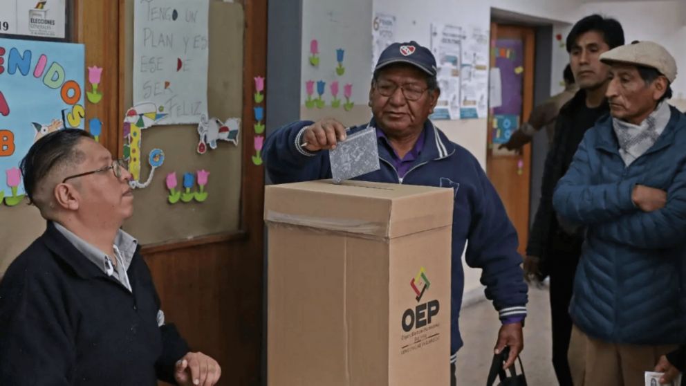 Más de 60 mil bolivianos se encuentran habilitados para votar.