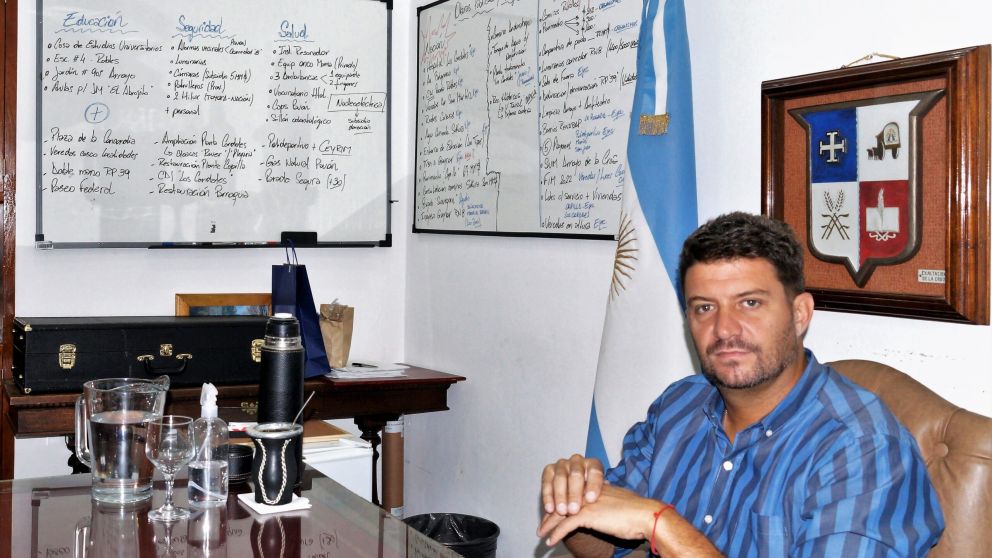 El intendente Nanni puso en dudas una eventual candidatura de Máximo Kirchner al tope de la boleta a diputados nacionales de Fuerza Patria. Se inclina por un intendente.