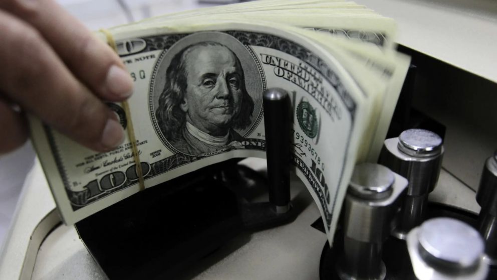 Los USD 2.000 millones del FMI se sumaron a las reservas del BCRA