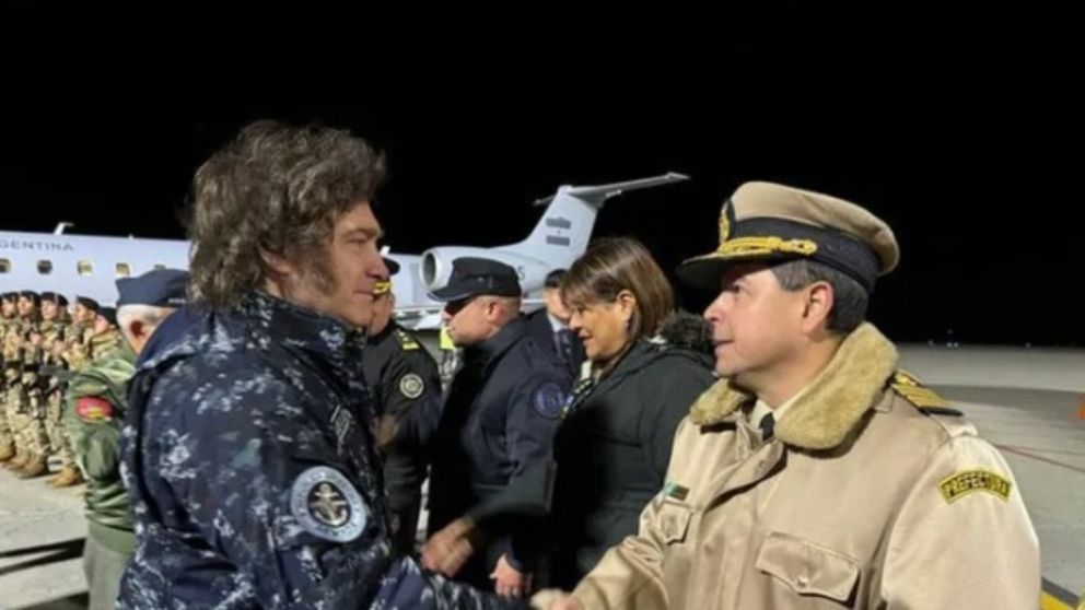 El Gobierno de Javier Milei aumentó los salarios de los militares y los policías navales (Presidencia/Archivo).