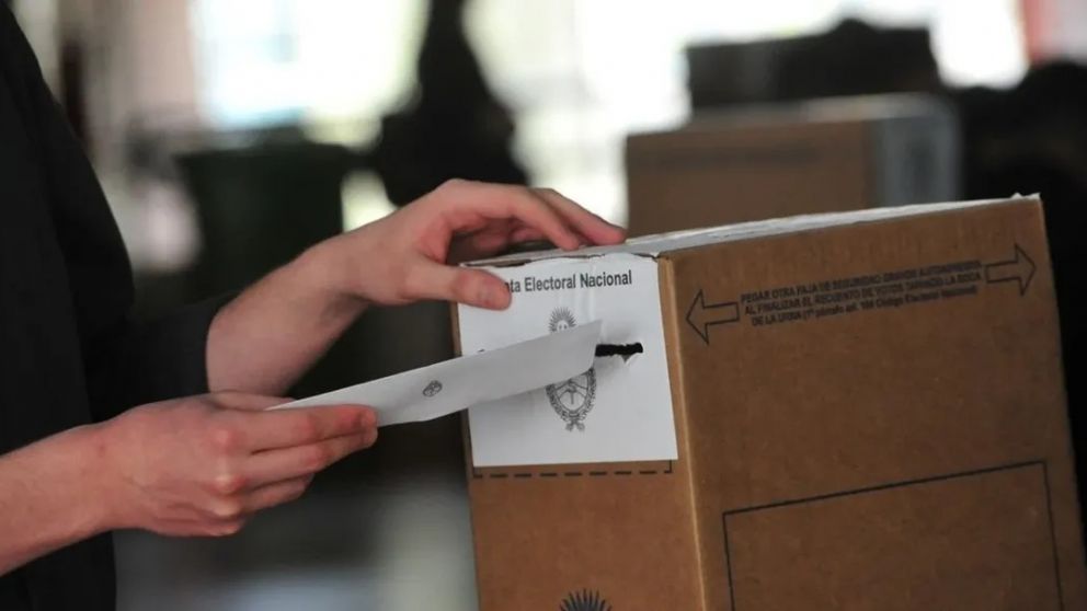 El próximo jueves vence el plazo para la presentación de alianzas de cara a las legislativas nacionales.