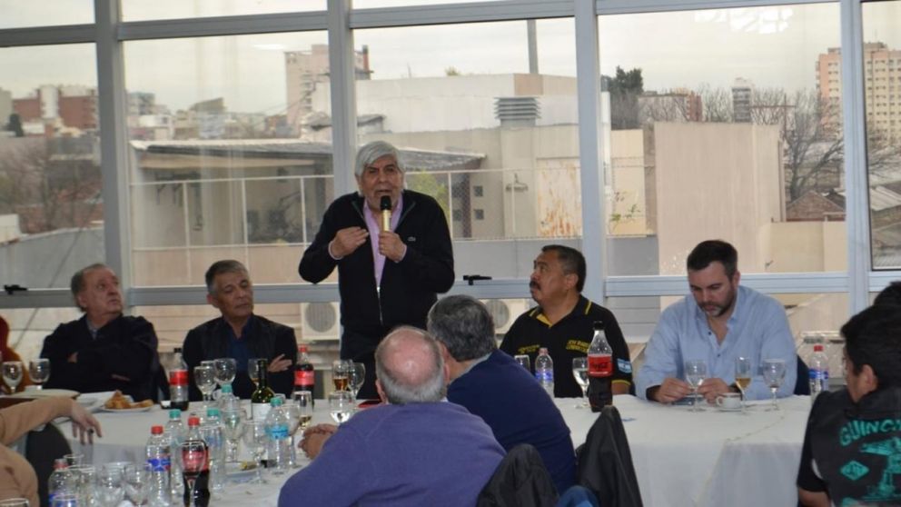 El camionero Hugo Moyano participó del plenario