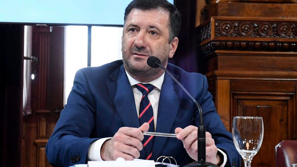 El oficialismo y sus aliados buscan frenar la expulsión de Kueider del Senado