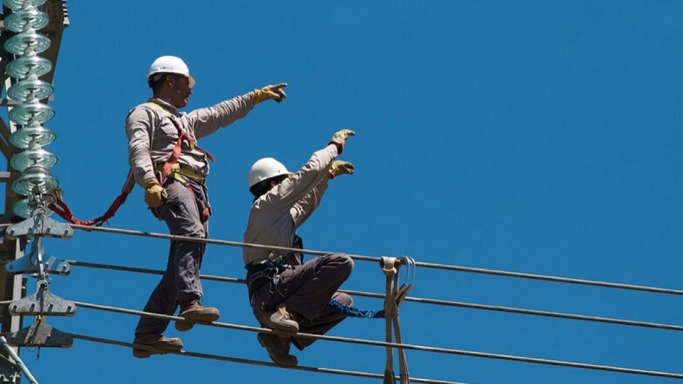 Transener opera y mantiene 15.408 kilómetros de líneas de 500 kilovoltios