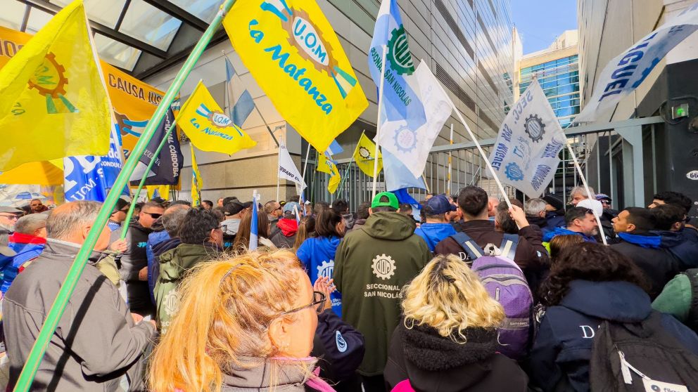 El secretariado nacional metalúrgico y trabajadores frente a la cartera laboral