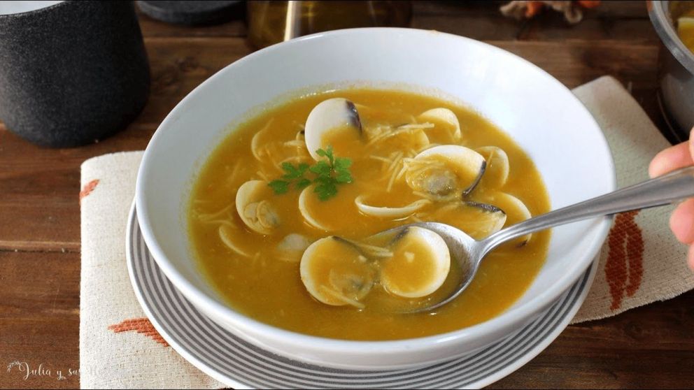 Cómo preparar la sopa de almejas