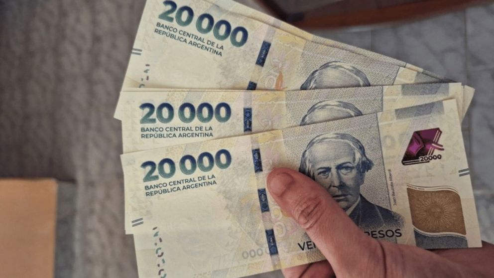 Plazo fijo. Movió Caputo y las tasas reaccionaron: qué bancos subieron el interés y dónde conviene invertir desde hoy