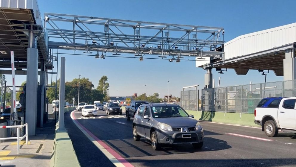 AUSA inauguró un nuevo peaje sin barreras