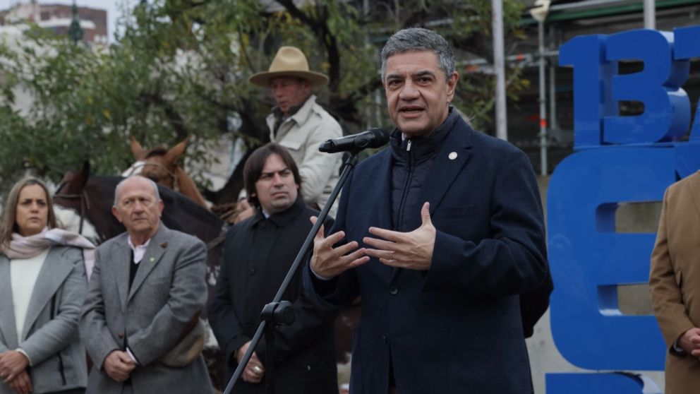 Jorge Macri encabezó el tradicional corte de cintas junto al titular de la Sociedad Rural, Nicolás Pino, entre otras autoridades.