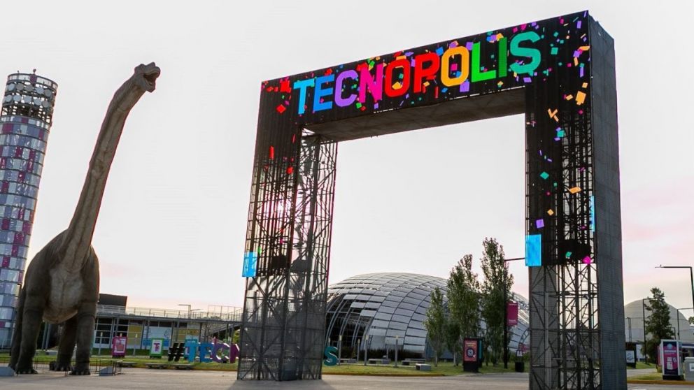 Vuelve Tecn�polis