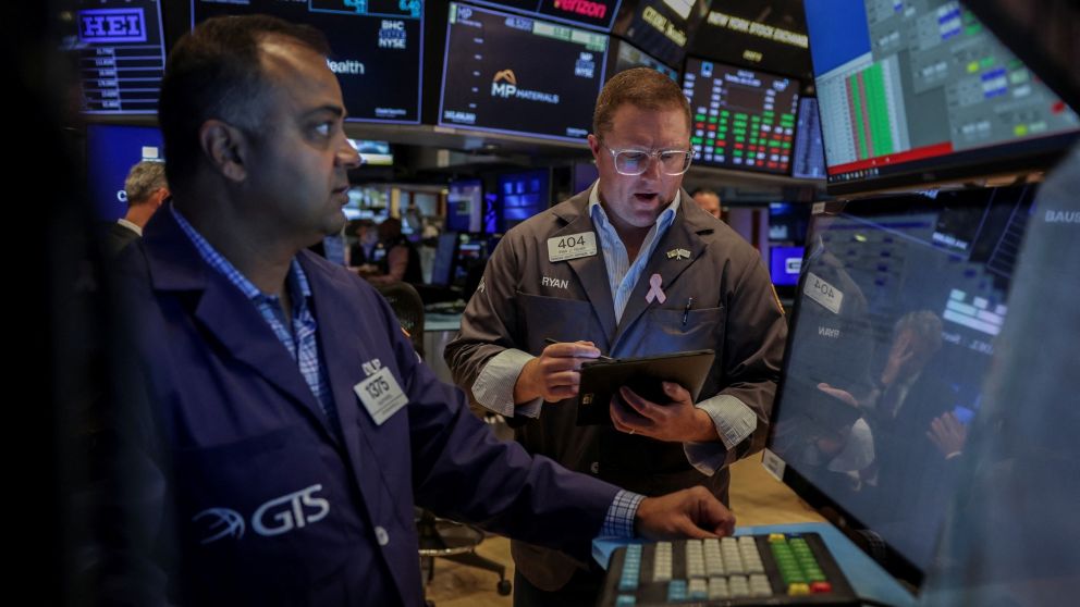 Las acciones de YPF subieron casi un 2%