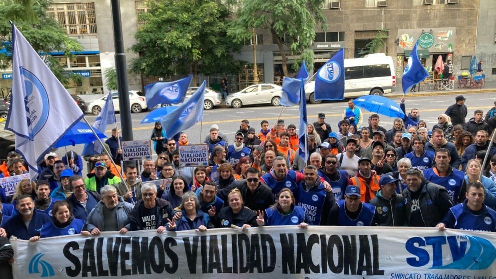 "Nos van a matar en rutas", advierte el gremio de Vialidad