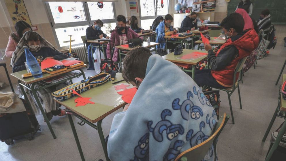 Qué provincias no tienen clases por el frío hoy